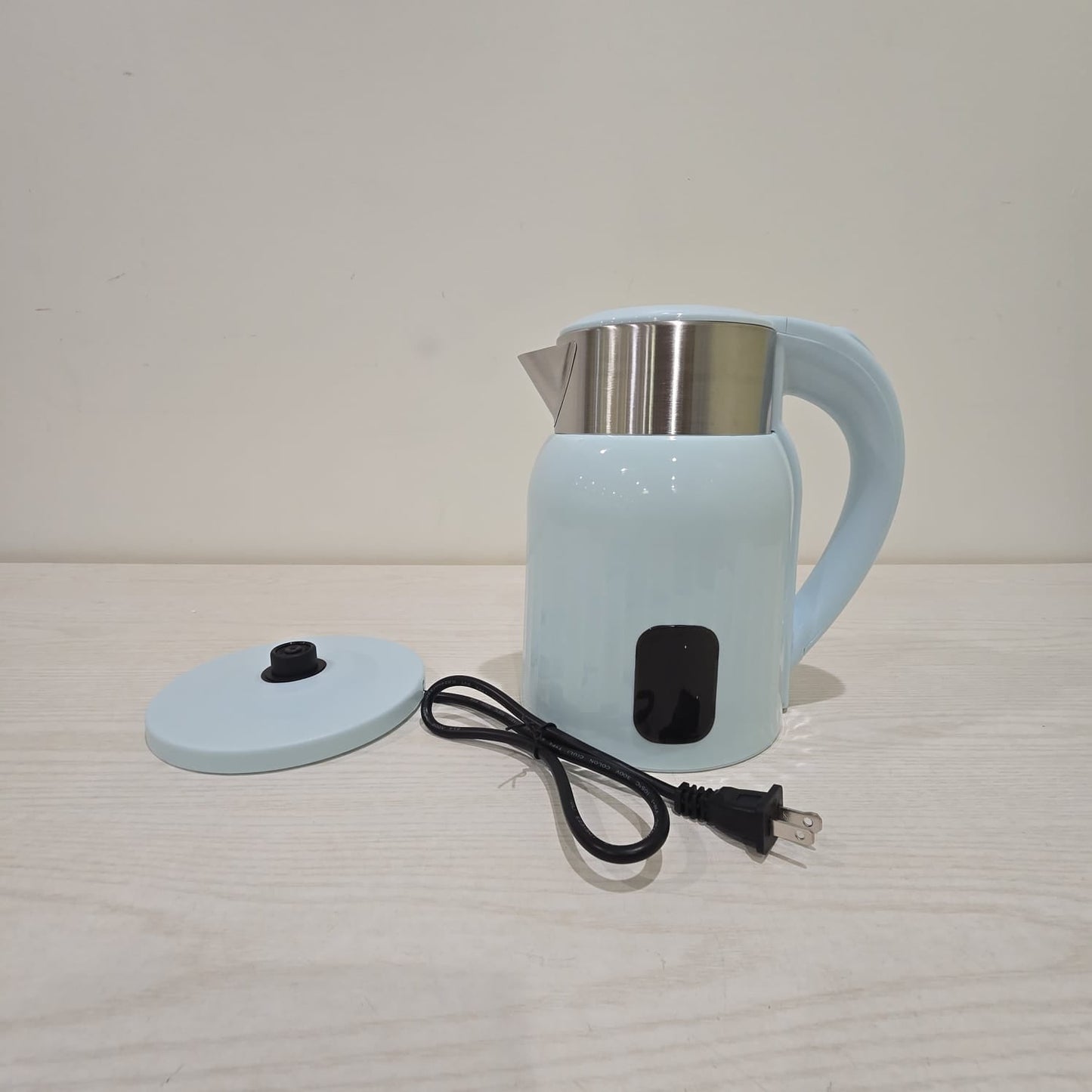 1.8L electric kettle for coffee and tea with auto shut-off and 1000W rapid boil power