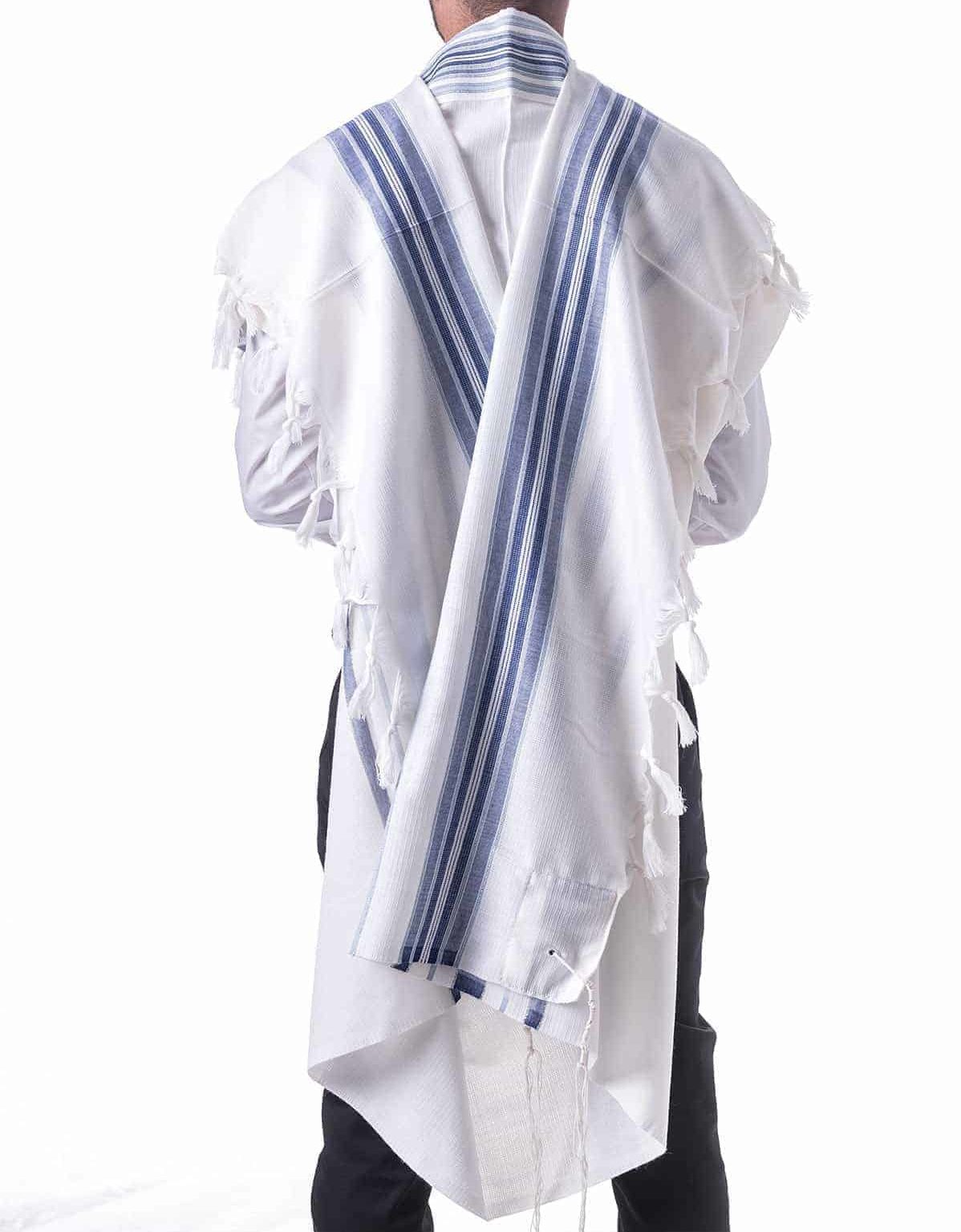 Tallit Bareket Barkat – blue light blue and silver stripes